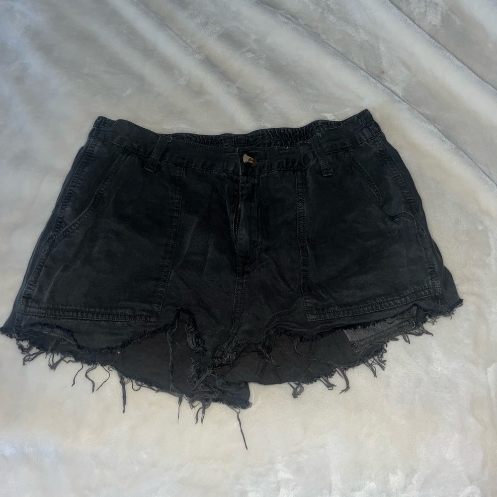 Aerie cargo shorts
